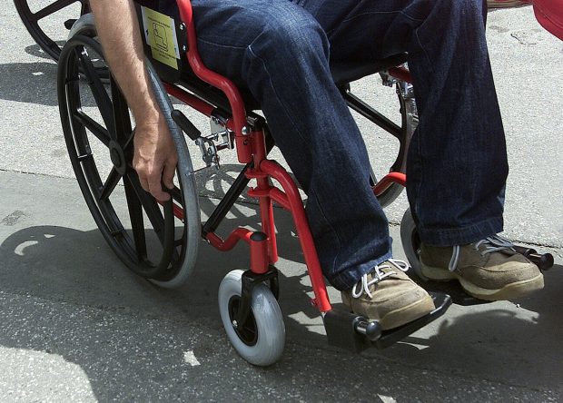 Pensiile persoanelor cu handicap vor crește cu un „indice de solidaritate” din 2025