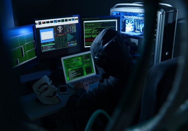 Recompensă de 2,5 milioane de dolari oferită de SUA pentru prinderea unui hacker belarus