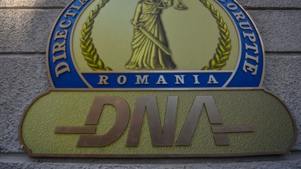 Fost șef la DGASPC Timiș, trimis în judecată de DNA. Este acuzat că a primit mii de euro șpagă pentru certificate de handicap ilegale