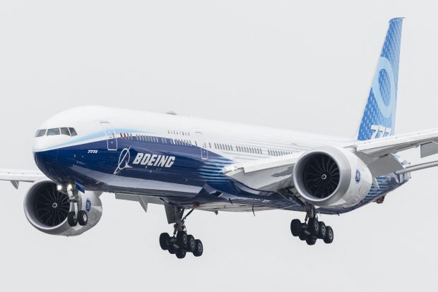 Testele pentru avionul Boeing 777X, suspendate. De ce nu mai poate zbura una dintre cele mai mari aeronave din lume