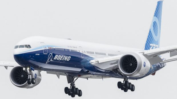 Perioadă dificilă pentru Boeing. Compania concediază 17.000 de angajați și întârzie livrarea primei aeronave 777X 