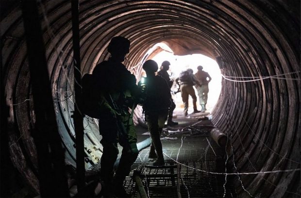 Trupele israeliene au fost cât pe ce să-l captureze pe noul lider Hamas, Yahya Sinwar, în tunelurile din Fâșia Gaza