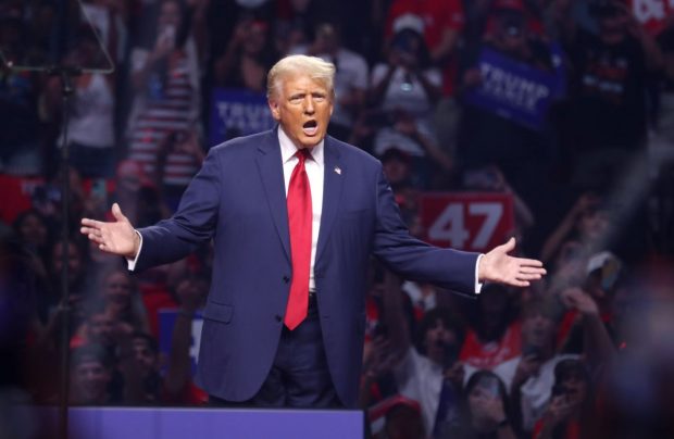 Dezbaterea televizată dintre Kamala Harris şi Donald Trump, incertă. Ce mesaj a postat candidatul republican