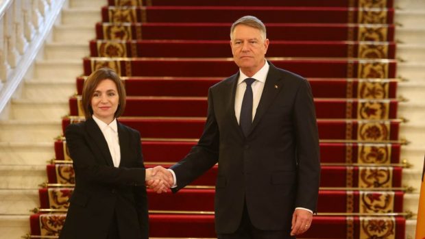 Mesajul transmis de Klaus Iohannis după alegerile de peste Prut. „Destinul Republicii Moldova trebuie decis doar de cetățenii săi”
