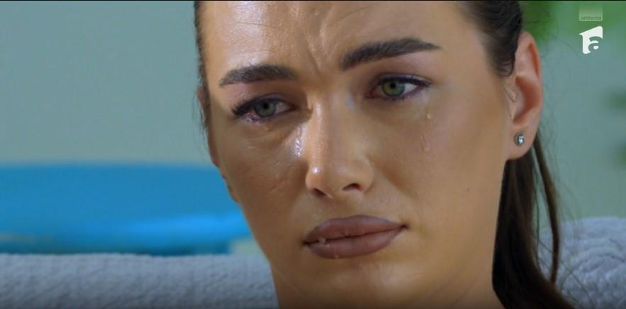 Insula iubirii 5 august 2024. Iustina a fost nevoită să părăsească vila Escape. „Mi-am dat seama cât de gravă este situația” 5 iustina