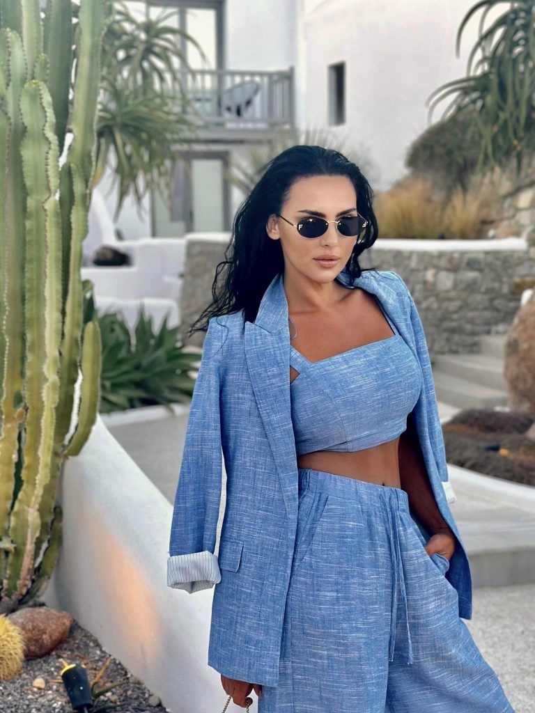 lavinia pirva vacanta mykonos 1