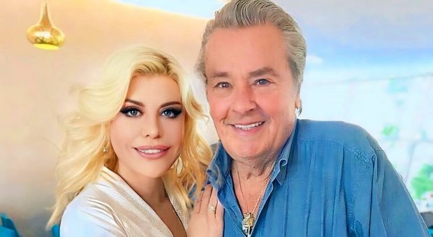 Loredana Groza, mesaj după moartea lui Alain Delon. S-au cunoscut în anul 2017: „L-am adorat”