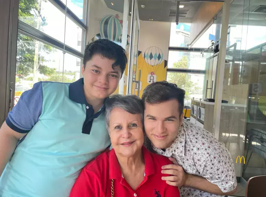 mama dragos dolanescu