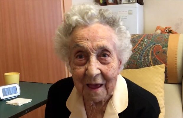 Femeia considerată cea mai bătrână persoană din lume a murit la 117 ani. „Moartea mă va găsi obosită de la atâta trăit, dar vreau să mă găsească zâmbind”
