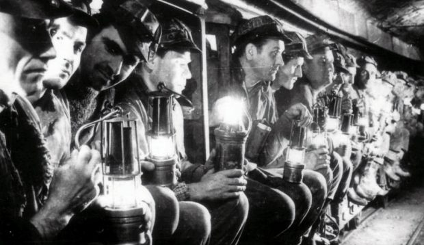 Revoltă pentru pâine în România comunistă. Cum a fost reprimat cu focuri de armă protestul minerilor din Motru, în octombrie 1981