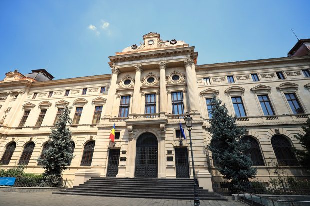 România îndatorată. Populația, statul și companiile au de rambursat credite în valoare de 147 de miliarde de euro la bănci