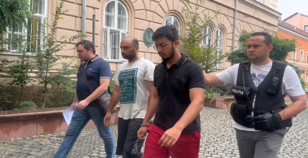 Sentință în cazul cetățeanului din Sri Lanka mort la Timișoara. Tânărul sechestrat a vrut să evadeze de la etajul 5 pe o frânghie improvizată. Judecător: „Faptele sunt de o gravitate extremă”