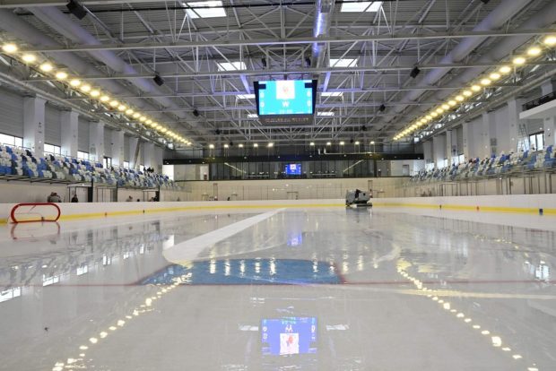 Patinoarul Berceni Arena găzduiește primul meci de hochei din București după 12 ani. Ce se întâmplă cu Patinoarul Flamaropol