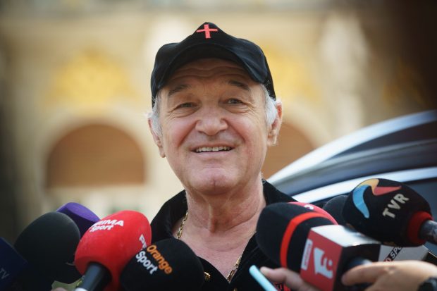 Gigi Becali a anunțat cine transmite FCSB – LASK: „Am zis că sunt prietenul lui și am oprit toate negocierile”