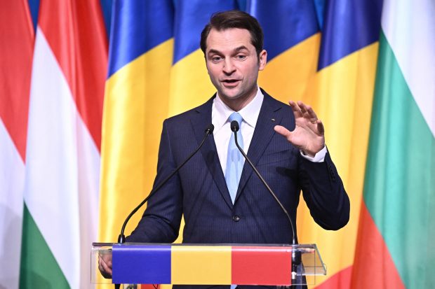 De ce proiectele energetice asumate de ministrul Burduja dintre România și Azerbaidjan sunt greu de realizat și chiar controversate