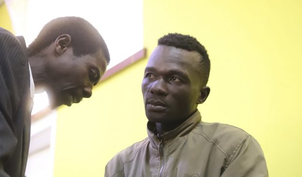 Întorsătură de situație în cazul „vampirului din Kenya”, suspectat că a ucis și dezmembrat 42 de femei. Cine l-a ajutat să evadeze