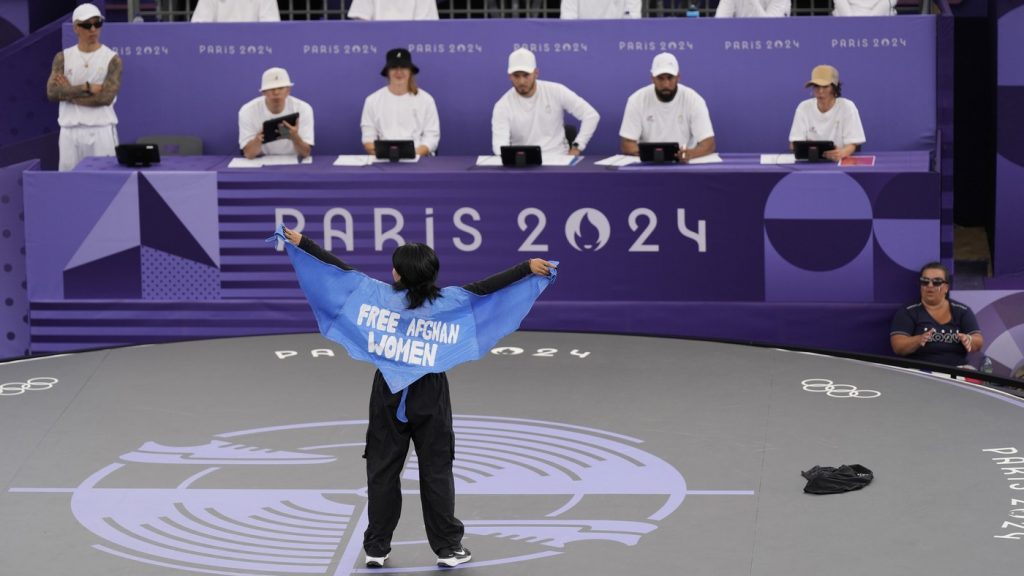 Sportiva afgană Manizha Talash a fost descalificată de la Jocurile Olimpice 2024 după un „mesaj politic” 2 profimedia 0897353133 1