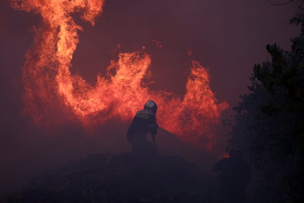 VIDEO. Incendiile din Grecia, vizibile din spaţiu. Cum se văd focarele