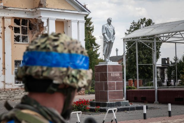 Mărturiile civililor din Sudja, orașul rusesc abandonat de Kremlin: „Putin să facă o înțelegere cu Zelenski al vostru. Vrem pace și armonie!”