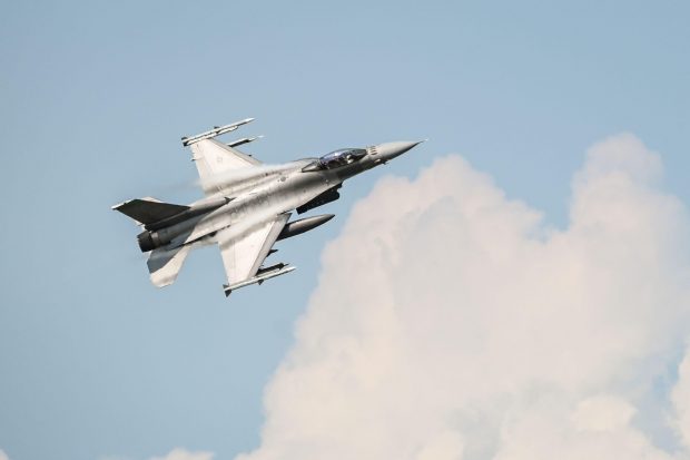 Primul avion F-16 pierdut de Kiev a fost doborât, de fapt, de un sistem Patriot al Ucrainei, susține o deputată din Rada Supremă