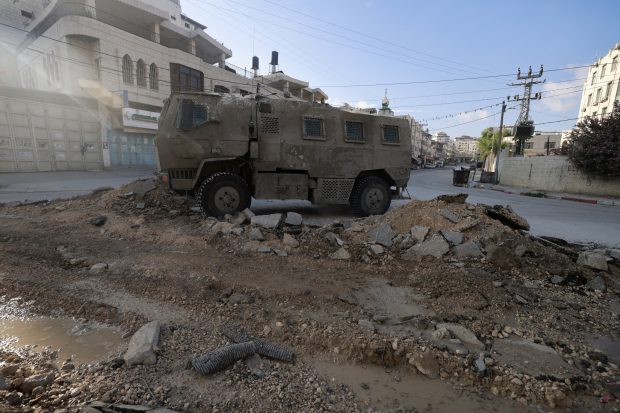 Cel puțin 10 palestinieni au fost uciși în atacuri israeliene în Cisiordania. Israelul anunță că a lansat o „operațiune majoră antiteroristă”
