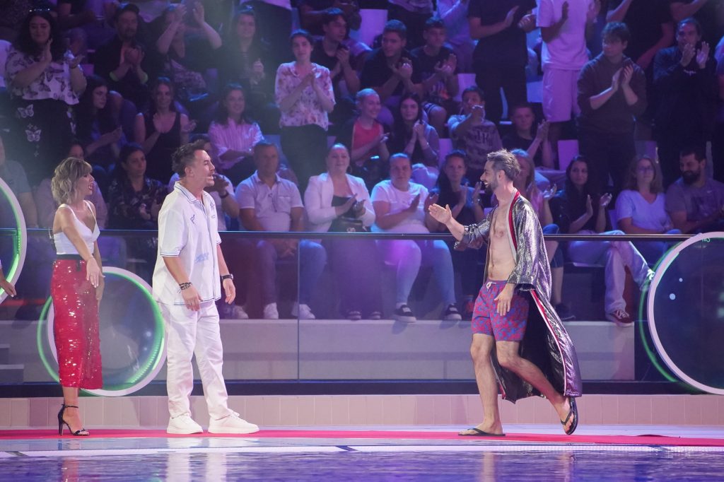 radubucalaesplashvedetelaapa5