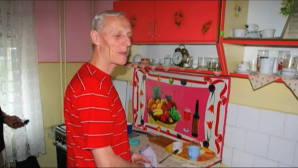 Crimele lui Toma Gheorghe, ucigaşul în serie care cere să fie liberat luna aceasta. „Dacă ar învia fiică-mea, io iar aş omorî-o, da’ pe Lili, dacă aş putea, aş învia-o” 5 reconstituire 5