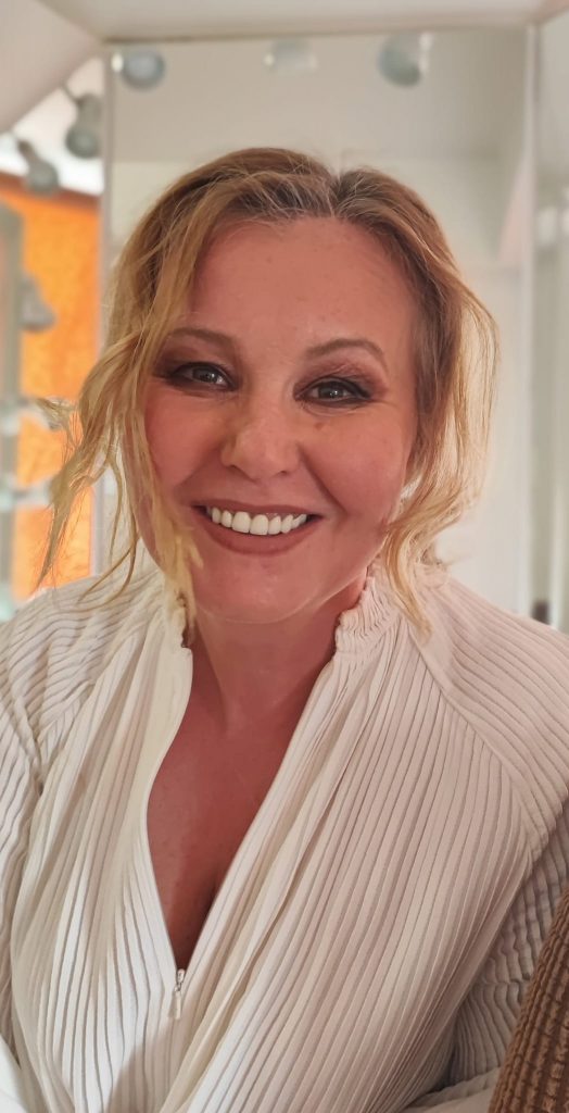 Tania Popa produce un film alături de soțul ei: „Îmi doresc mult de tot să îmi iasă”. Actrița joacă și în „Atletico Textila” – INTERVIU 6 tania popa 5