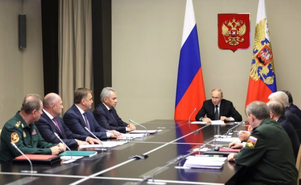 „Blestemul lunii august” bântuie din nou Rusia. Cum ar putea răspunde Putin, primul lider rus după Stalin care a pierdut teritorii în fața unei armate străine
