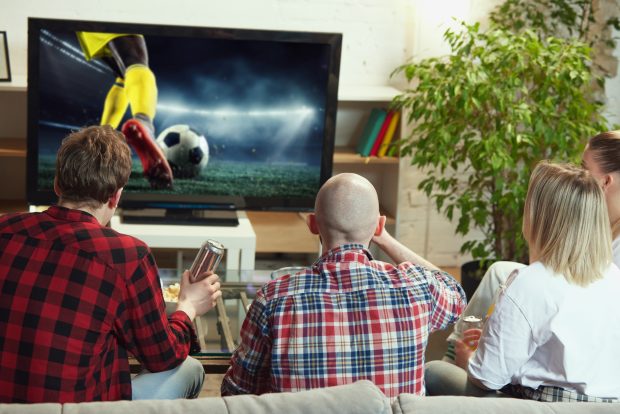 Televiziunile de sport cu cele mai mari audiențe în august, o lună bogată în evenimente sportive. Bărbații rămân lipiți de fotbalul de pe micile ecrane