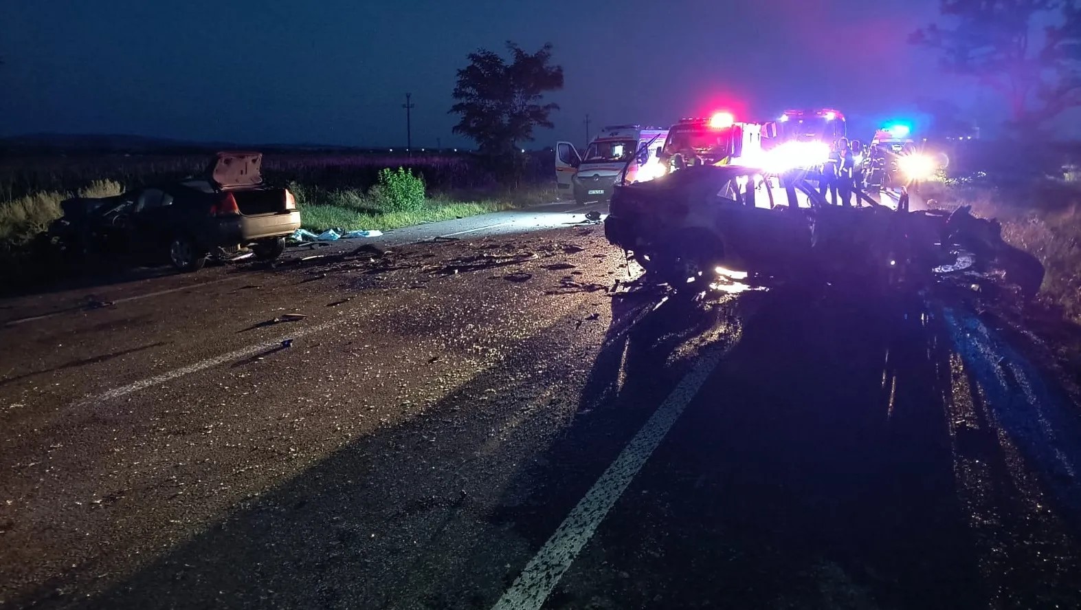 Doi Tineri Au Murit Pe Loc şi Alți Doi Au Fost Răniţi într-un Accident Grav Pe DN 2, în Județul Bacău