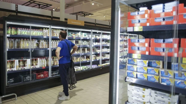 Peste 2,6 milioane de români vor primi în octombrie 250 de lei pentru cumpărarea de alimente