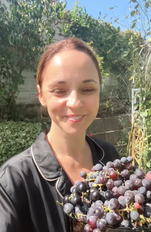 andreea marin in gradina 2