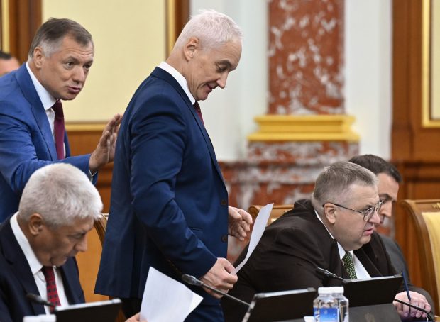 Încă un general rus arestat. Motivele și consecințele epurării echipei lui Șoigu: „Belousov pare dispus să distribuie prada corupției”