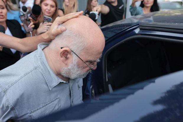 Alfred Bulai, reținut pentru 24 de ore! Ce acuzații i se aduc, după audieri și perchezițiile la locuința sa, în dosarul agresiunilor sexuale de la SNSPA