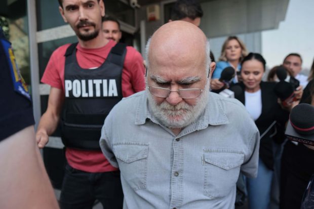 Alfred Bulai, audiat din nou în dosarul agresiunilor sexuale de la SNSPA. Procurorii vor decide dacă cer arestarea sa pentru 30 de zile