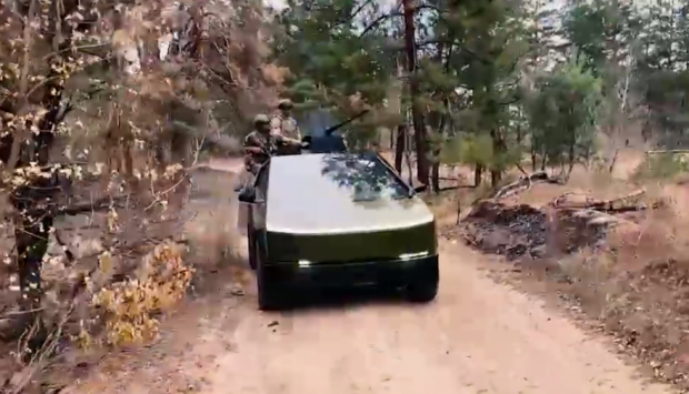 Ramzan Kadîrov se laudă că a trimis pe front două vehicule americane Tesla Cybertruck: „Dezactivarea de la distanță nu ne-a afectat”