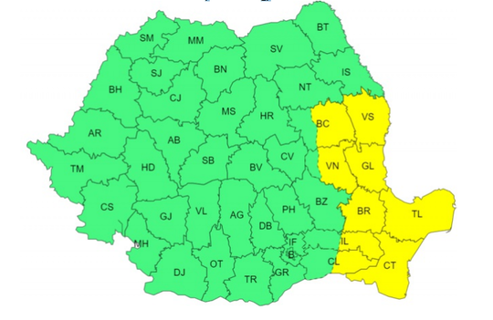 Cod galben de ploi și vânt puternic în Moldova, Dobrogea și estul Munteniei. Lapovița și ninsorile lovesc la munte