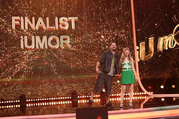 A fost ales primul finalist din cel de-al 17-lea sezon „iUmor”. Cosmin Natanticu și-a folosit white card-ul