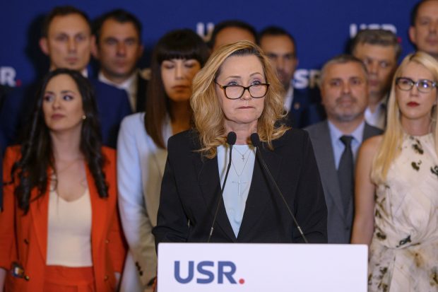 Elena Lasconi susține că Primăria Câmpulung nu este anchetată de Parchetul European: „Nu au nimic despre mine şi trebuie să găsească ceva”