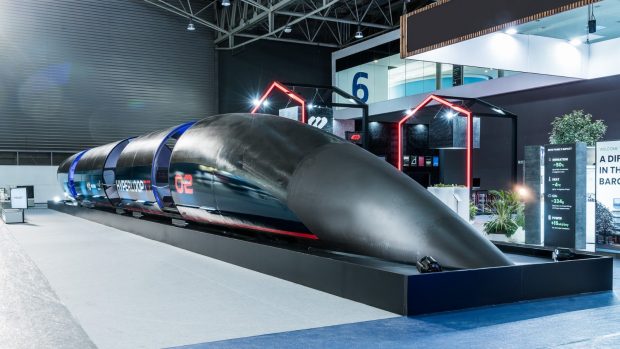 De la Paris la Berlin într-o oră! O capsulă care ar putea circula cu 700 km/h printr-un tub a fost testată cu succes în Olanda