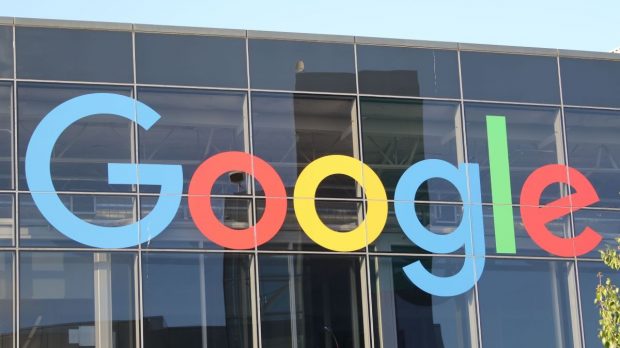 Lupta giganților din cloud computing: Google dă în judecată Microsoft, deoarece „își forțează clienții să folosească Azure”