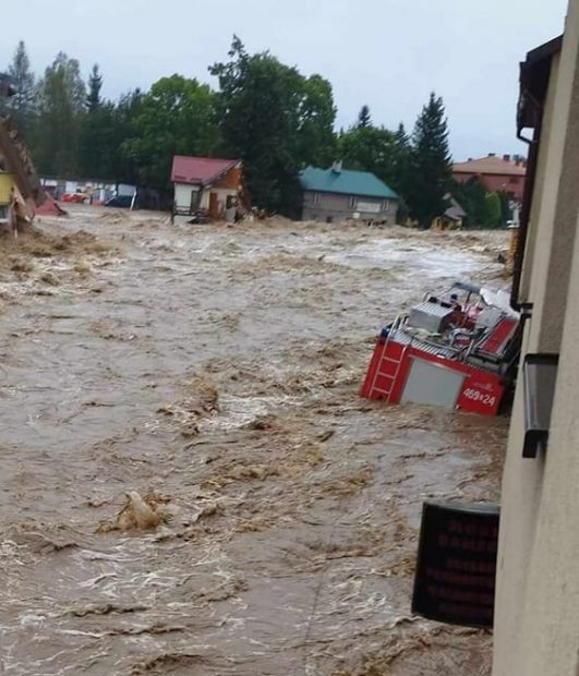 Ciclonul Boris a făcut ravagii în Europa. Râuri ieșite din matcă, orașe inundate, oameni evacuați cu elicopterele armatei, morți și dispăruți | VIDEO