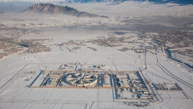 Infractorii deportați din Germania în Afganistan au fost duși în cea mai terifiantă închisoare din Kabul: „Fiecare zi acolo e ca un an”