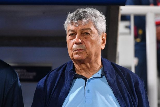 foto: Libertatea | Discursul selecţionerului Mircea Lucescu ?n vestiar, după meciul cu Lituania: „Aţi făcut (...)