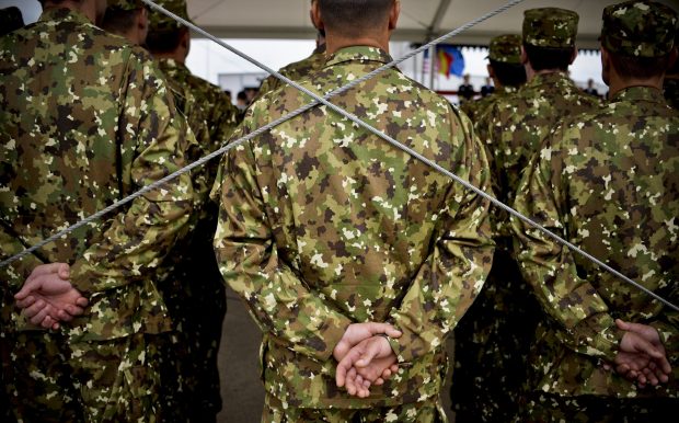 Pensiile militare aflate în plată se indexează în raport cu solda sau salariul de grad sau de funcţie. Vot majoritar în Senat