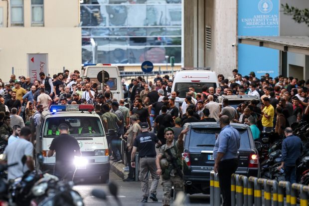 Pagerele luptătorilor Hezbollah au explodat: cel puțin 11 morți și 4.000 de răniți, printre care și ambasadorul Iranului în Liban | VIDEO