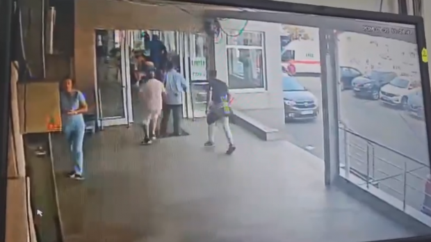 Șase persoane reținute după bătaia cu săbii și topoare din Pantelimon. „Una dintre părți va fi cercetată pentru tentativă de omor”