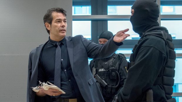 „Îi omor pe toți!”. Fost „Mister Germania” și membru al unei mișcări extremiste, românul Adrian Ursache a fost eliberat din pușcărie după 7 ani și este monitorizat de 80 de polițiști