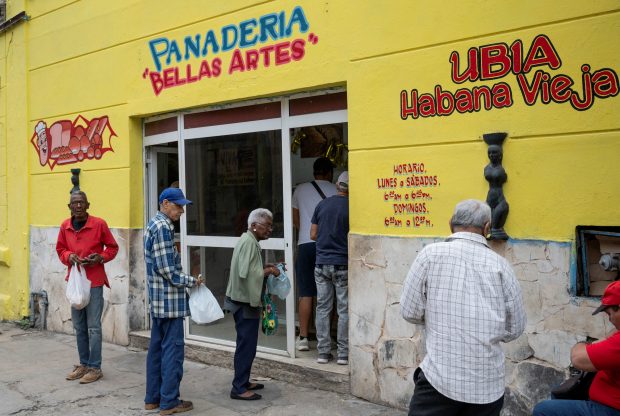 Regimul cubanez a redus rația zilnică de pâine subvenționată: „A ajuns cât un săpun mic”
